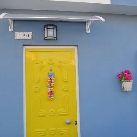 Yellow Door Gafanha da Encarnacao Exterior photo